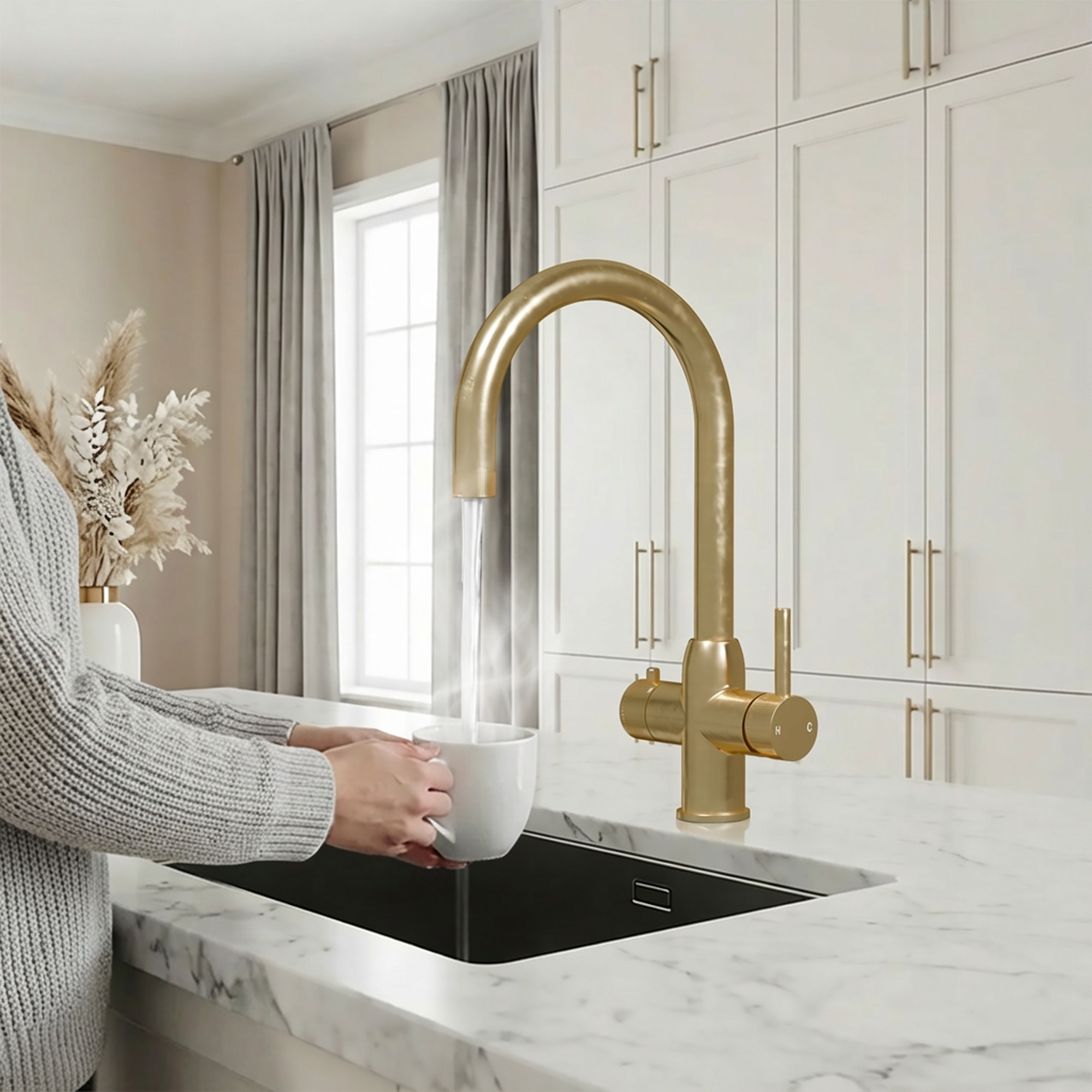 4-in-1 Fohen Areli+ - Brushed Brass