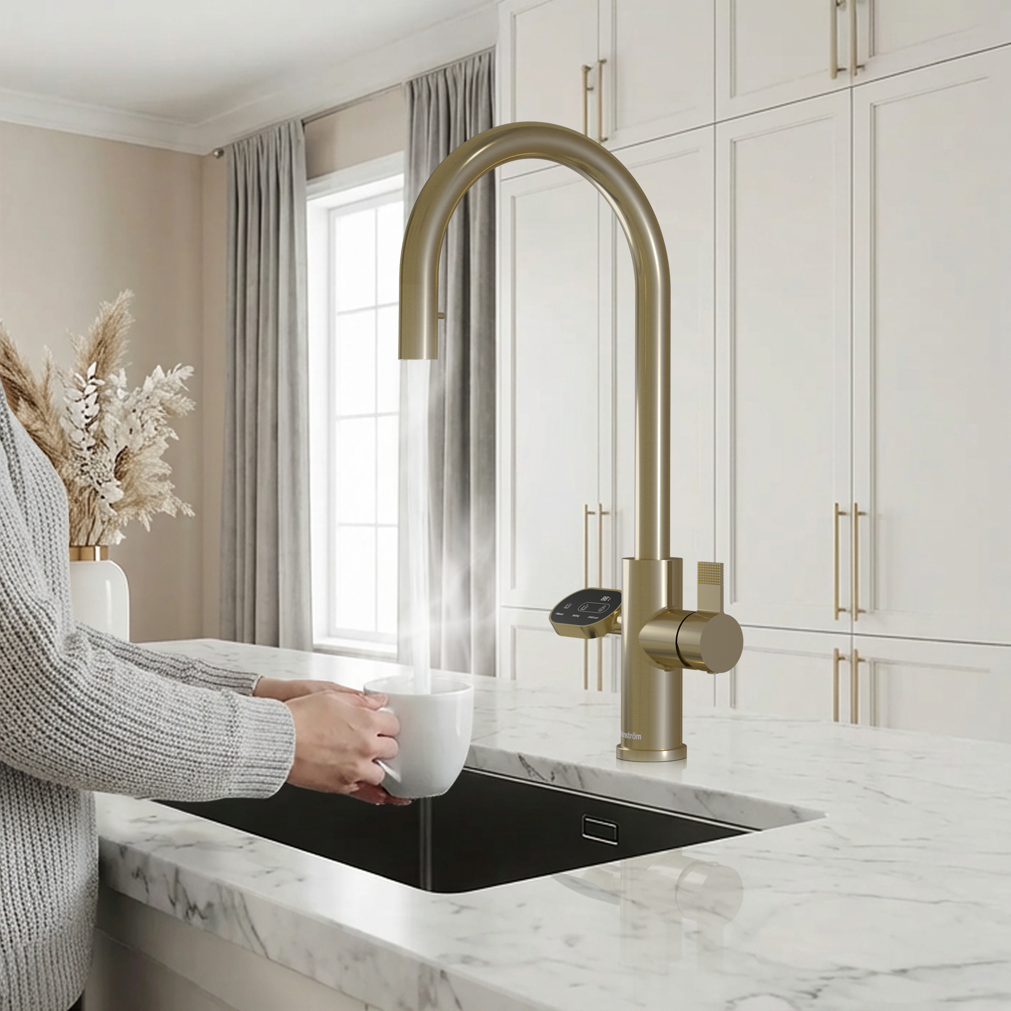 4-in-1 Hanström Nexa Digital Pullout - Brushed Brass