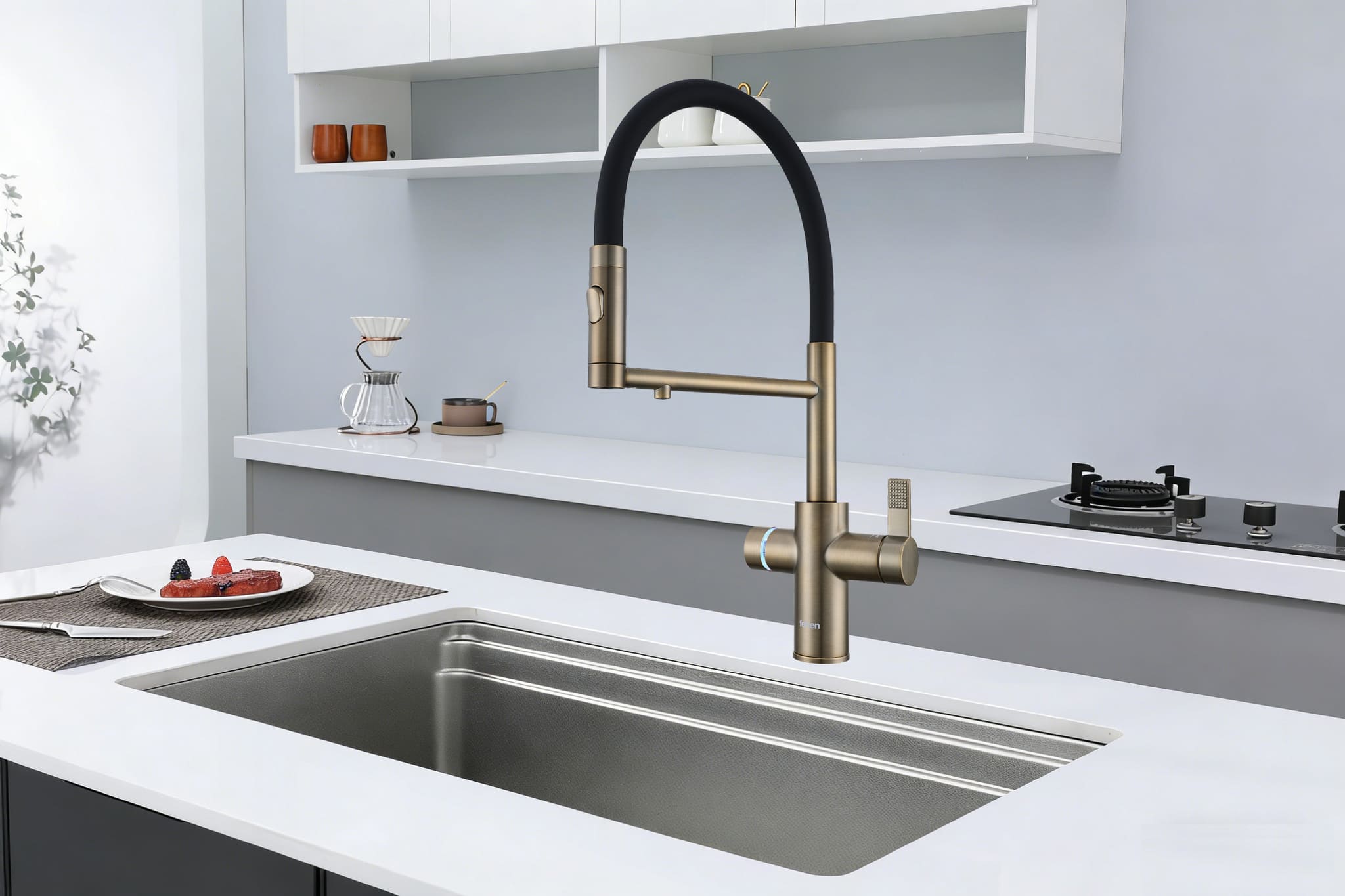 4-in-1 Fohen Flux Touch - Patinated Brass