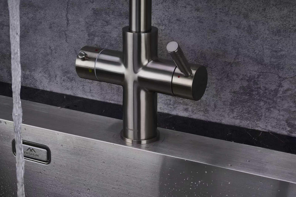 4-in-1 Hanström Flex Pro - Brushed Nickel