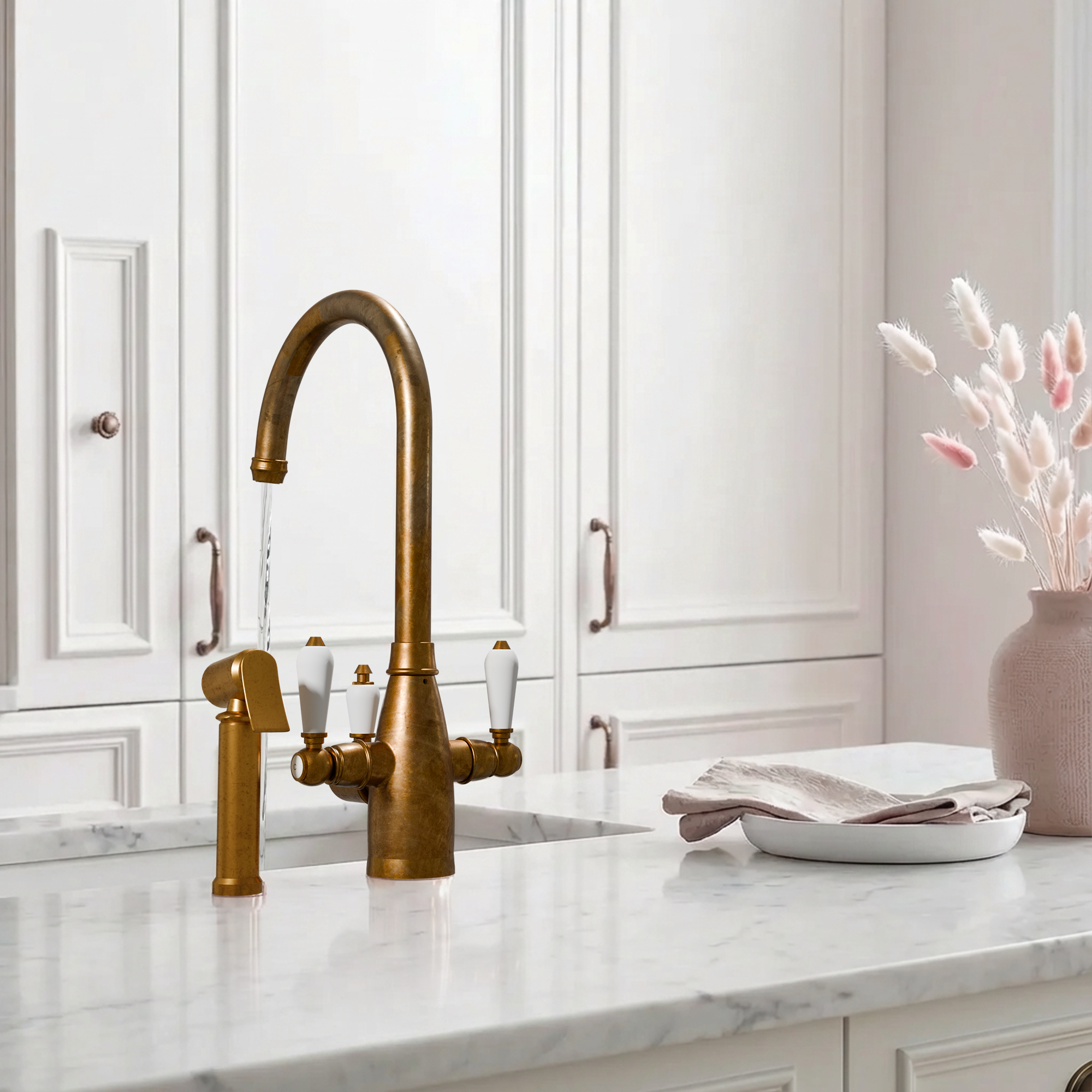3-in-1 Fohen Tate + Spray - Aged Brass